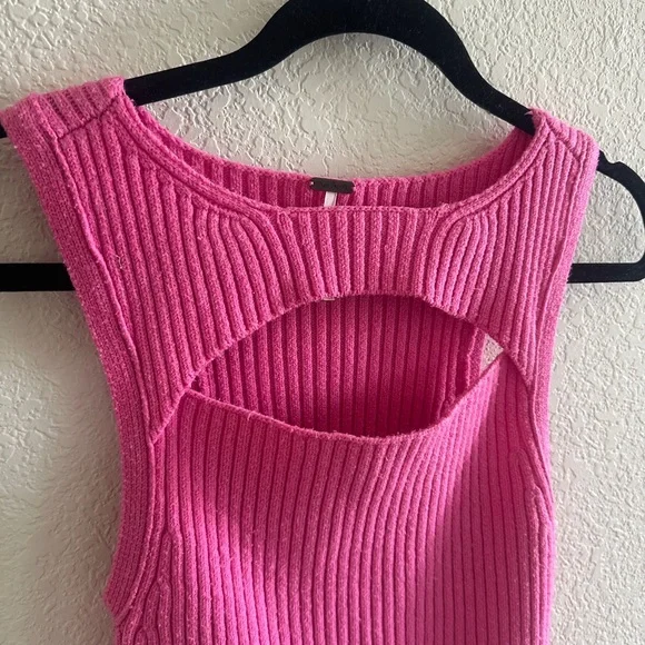 Free People Pink Sweater Tank Size Small - Picture 6 of 6